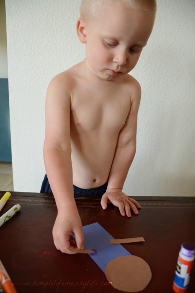 Adam and Eve - Play Through The Bible - Toddler Bible Lessons - www.simplelifemessylife.com